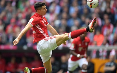 中欧电竞快讯-B席这身材管理绝了