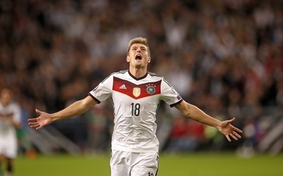 中欧电竞评论-南非田径队奥运村房间有蚂蚁